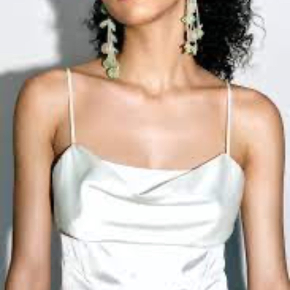 ZARA Beaded Long Drop Earrings Green BNWT - Picture 4 of 5